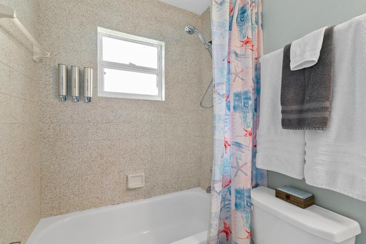 Beachside Serenity Escape - Private 3Br And 2Ba, Dog Friendly Duplex Oasis, Steps To Shore! Melbourne Exterior photo